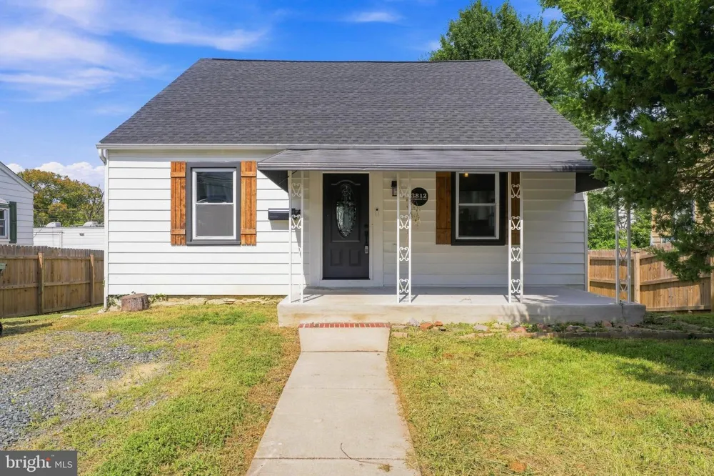 3812 HAMILTON AVENUE Baltimore, MD 21206