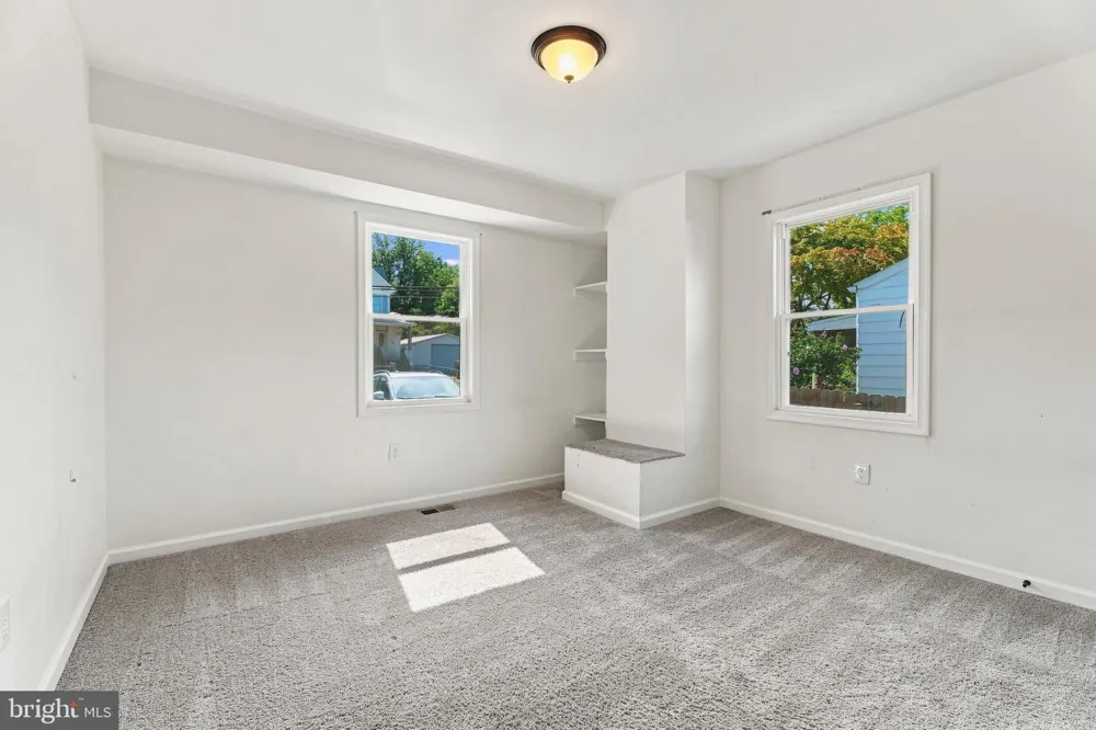 3812 HAMILTON AVENUE Baltimore, MD 21206