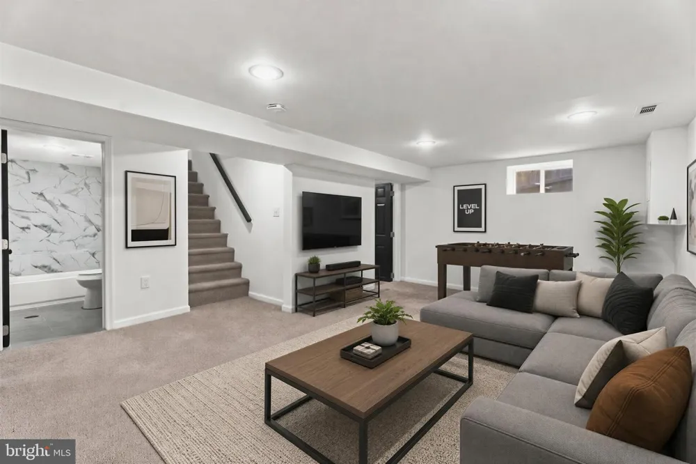 3812 HAMILTON AVENUE Baltimore, MD 21206