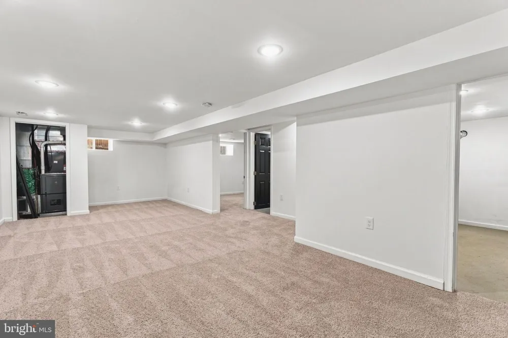 3812 HAMILTON AVENUE Baltimore, MD 21206
