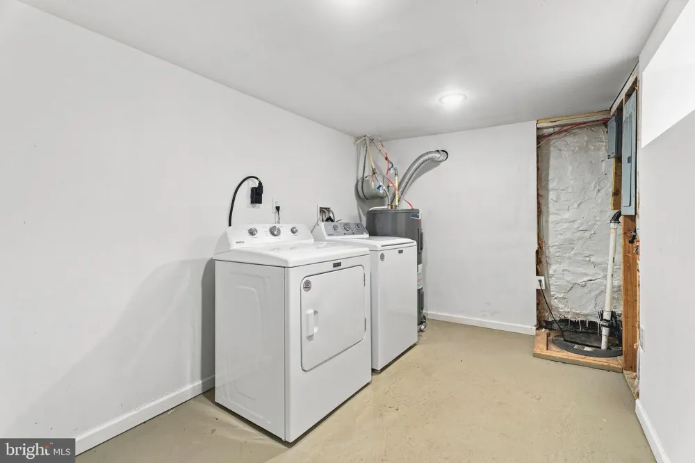 3812 HAMILTON AVENUE Baltimore, MD 21206