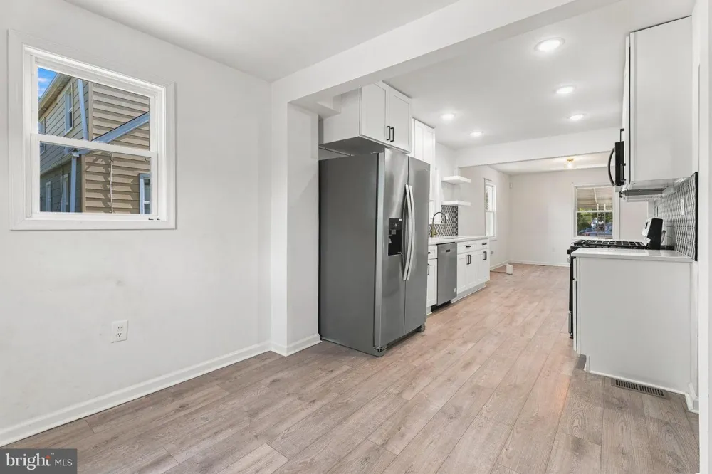 3812 HAMILTON AVENUE Baltimore, MD 21206