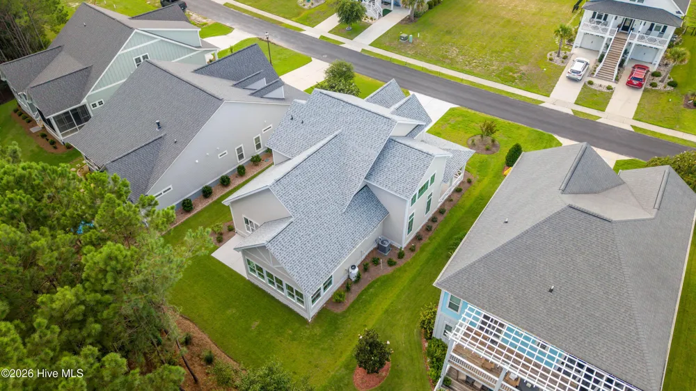 340 Spicer Lake Drive Holly Ridge, NC 28445