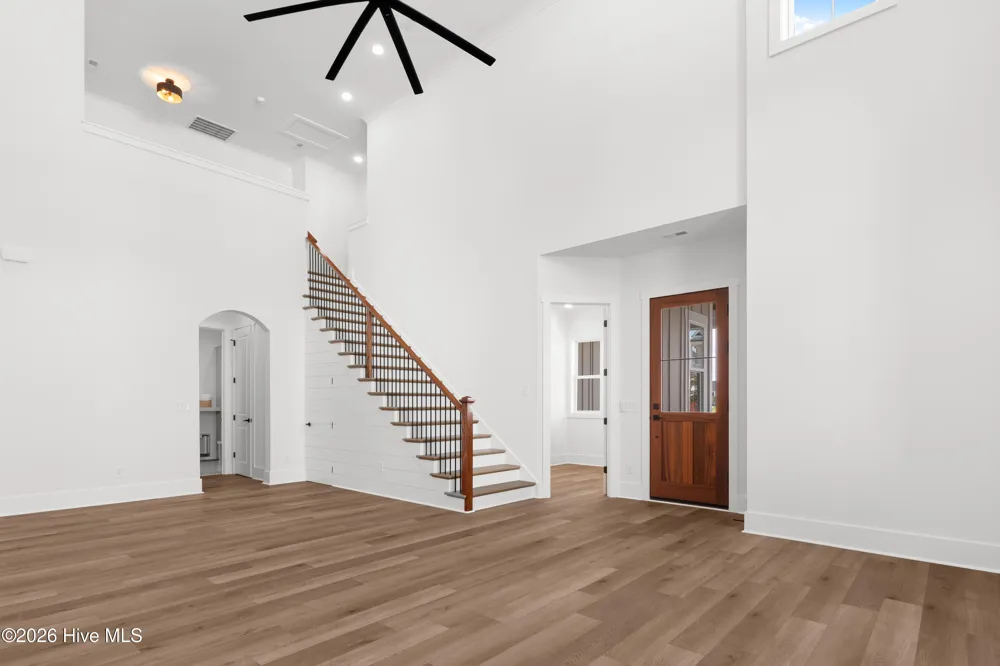 340 Spicer Lake Drive Holly Ridge, NC 28445