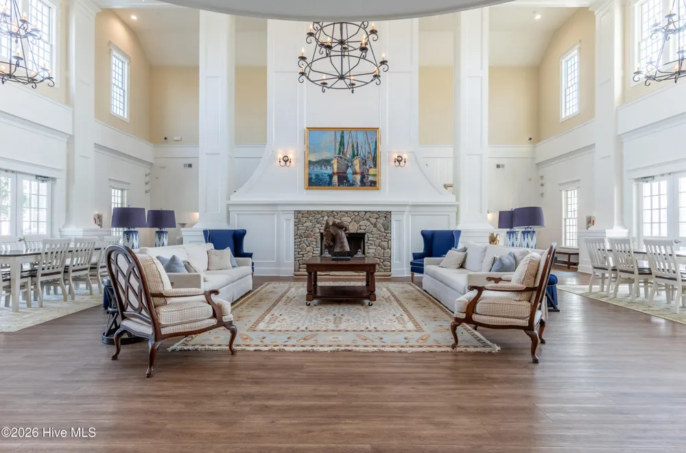 340 Spicer Lake Drive Holly Ridge, NC 28445