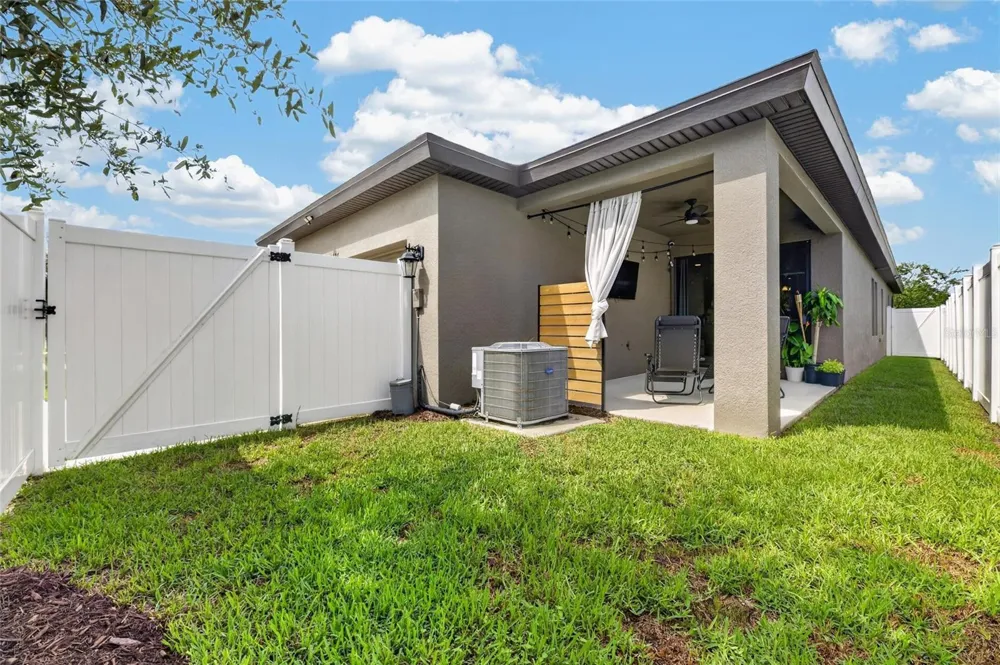 12427 BAY ESTUARY BEND Riverview, FL 33579