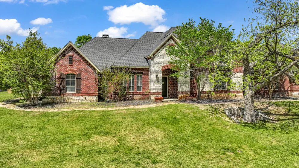 1555 Hunterglenn Drive Aledo, TX 76008