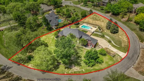 1555 Hunterglenn Drive