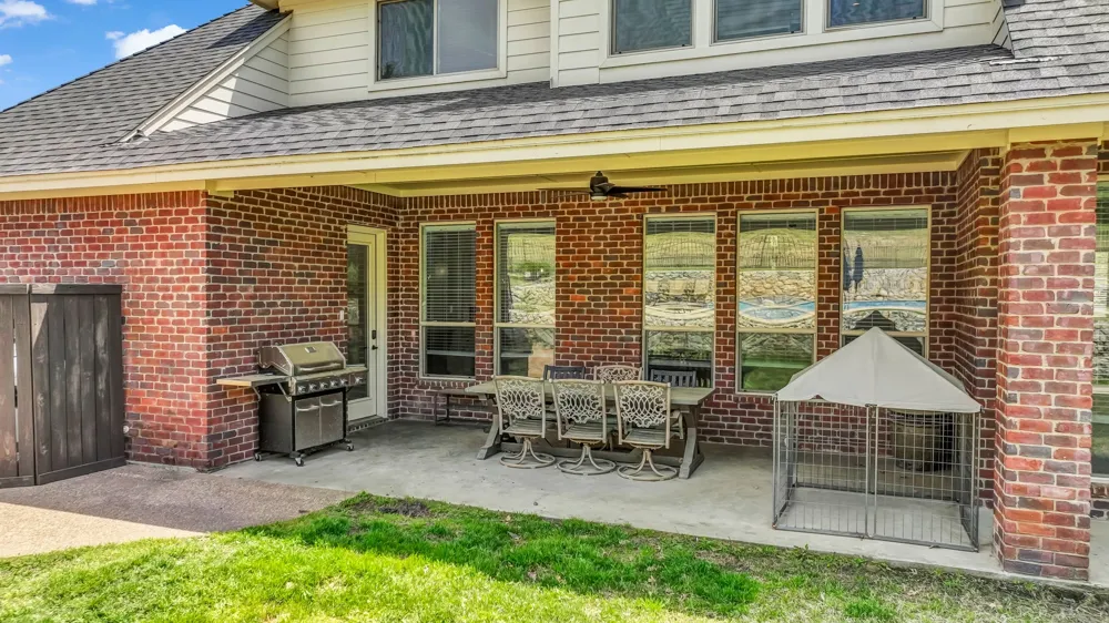 1555 Hunterglenn Drive Aledo, TX 76008
