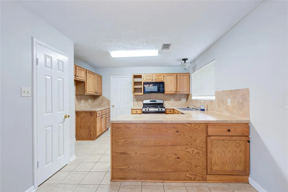 3322 Larkwood Lane Sugar Land, TX 77479