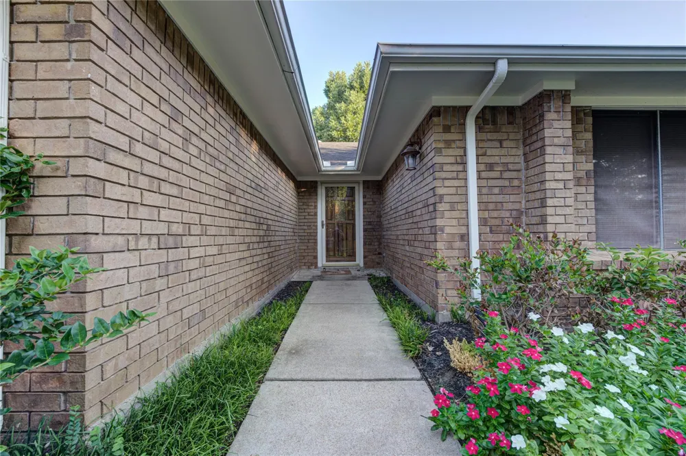 3322 Larkwood Lane Sugar Land, TX 77479