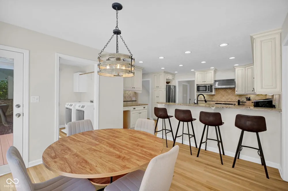 5183 Northwood Drive Columbus, IN 47201