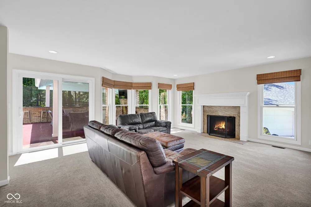 5183 Northwood Drive Columbus, IN 47201