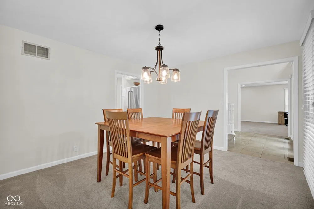 5183 Northwood Drive Columbus, IN 47201