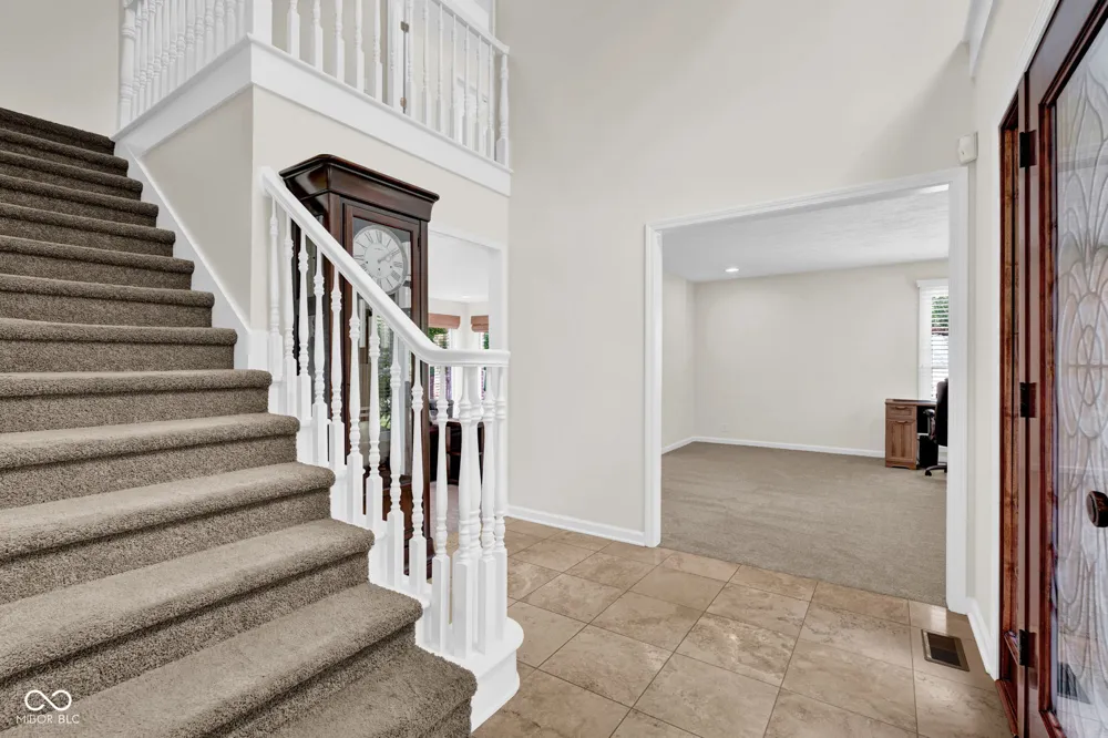 5183 Northwood Drive Columbus, IN 47201