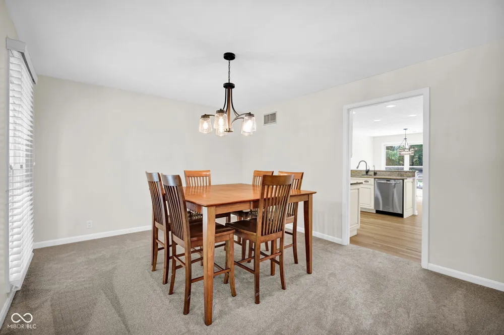 5183 Northwood Drive Columbus, IN 47201