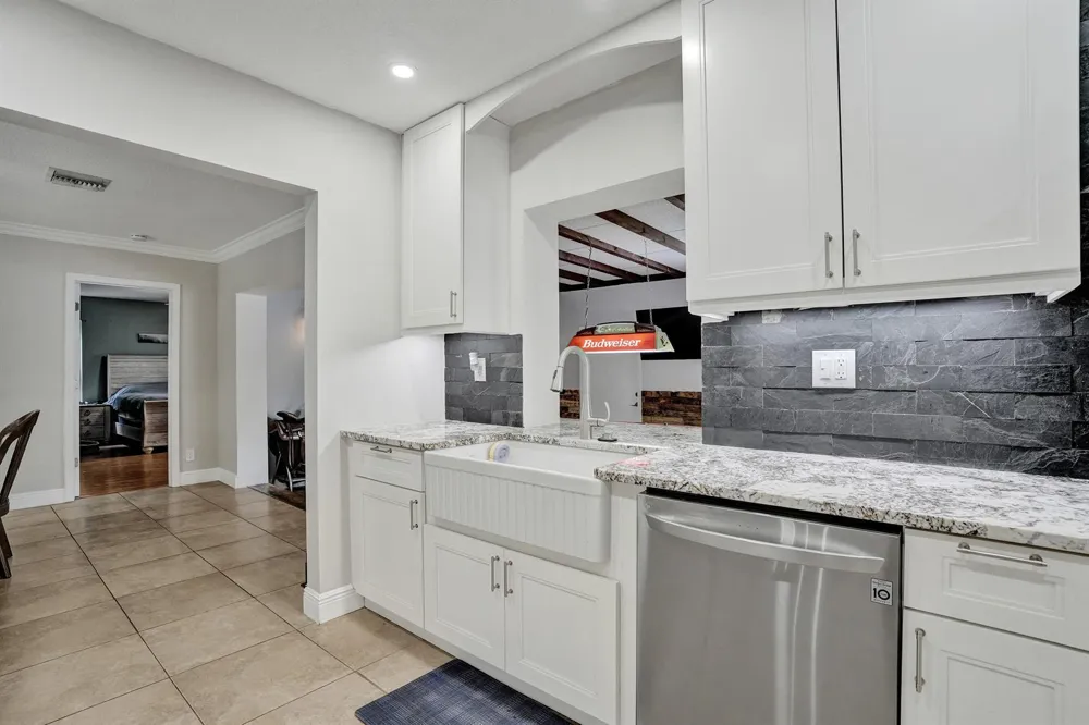 4321 SW 73RD TERRACE Davie, FL 33314
