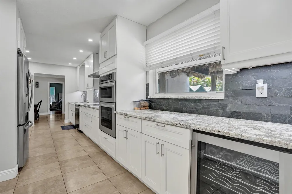 4321 SW 73RD TERRACE Davie, FL 33314