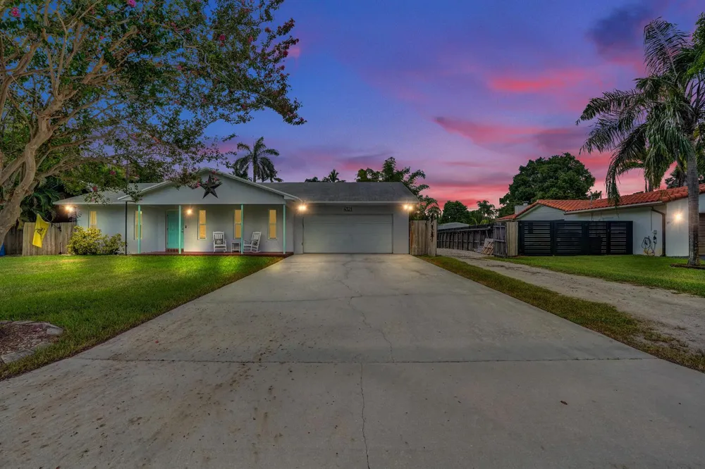 4321 SW 73RD TERRACE Davie, FL 33314