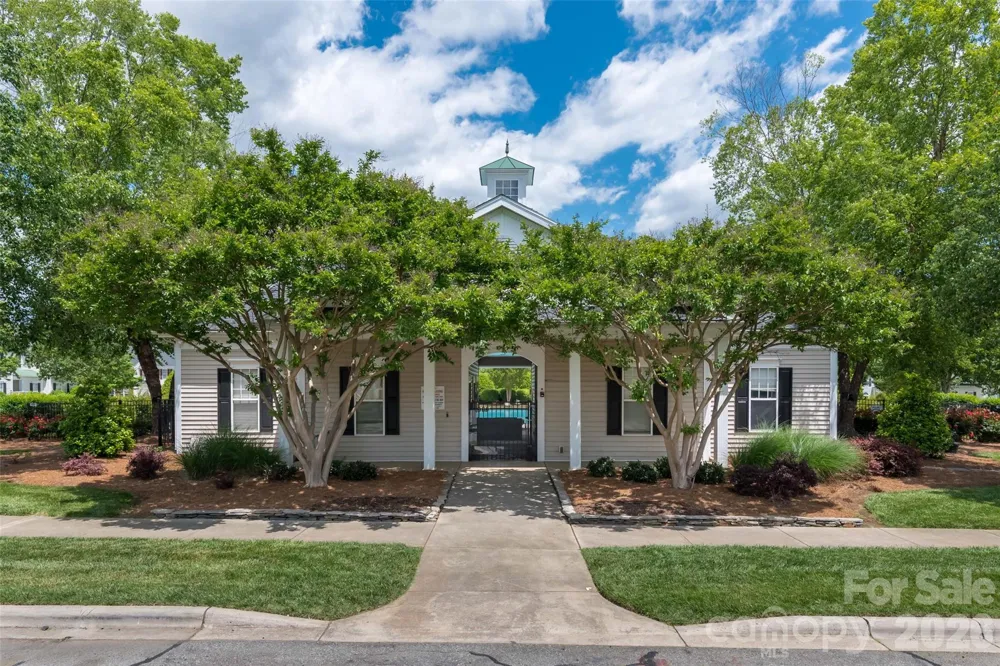 4150 Center Place Drive Harrisburg, NC 28075