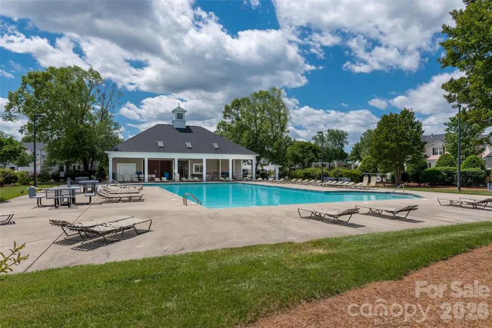 4150 Center Place Drive Harrisburg, NC 28075