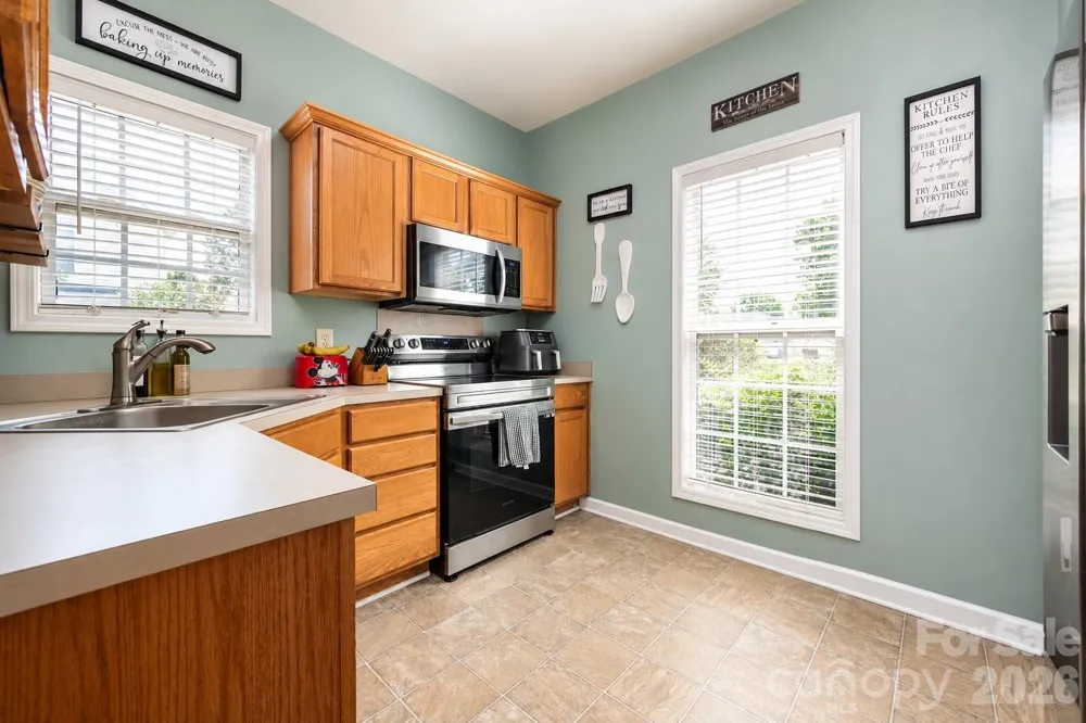 4150 Center Place Drive Harrisburg, NC 28075