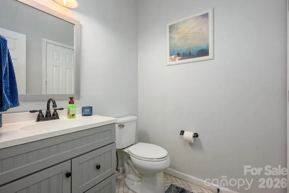 4150 Center Place Drive Harrisburg, NC 28075