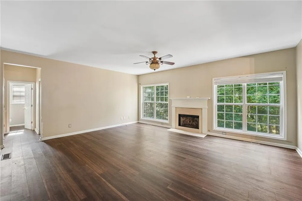 313 Windsong Way Woodstock, GA 30188