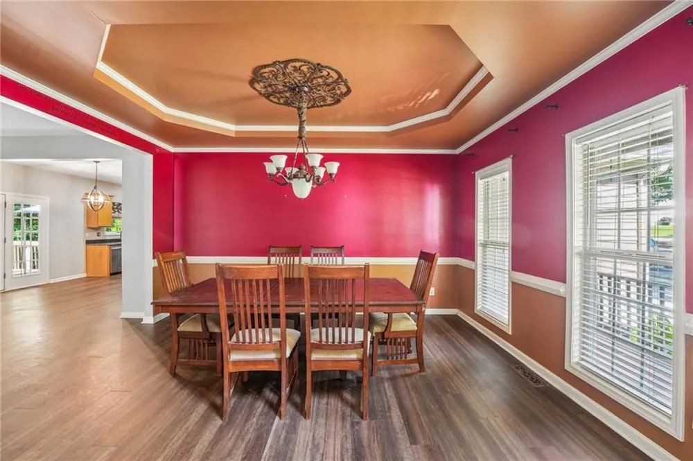 313 Windsong Way Woodstock, GA 30188