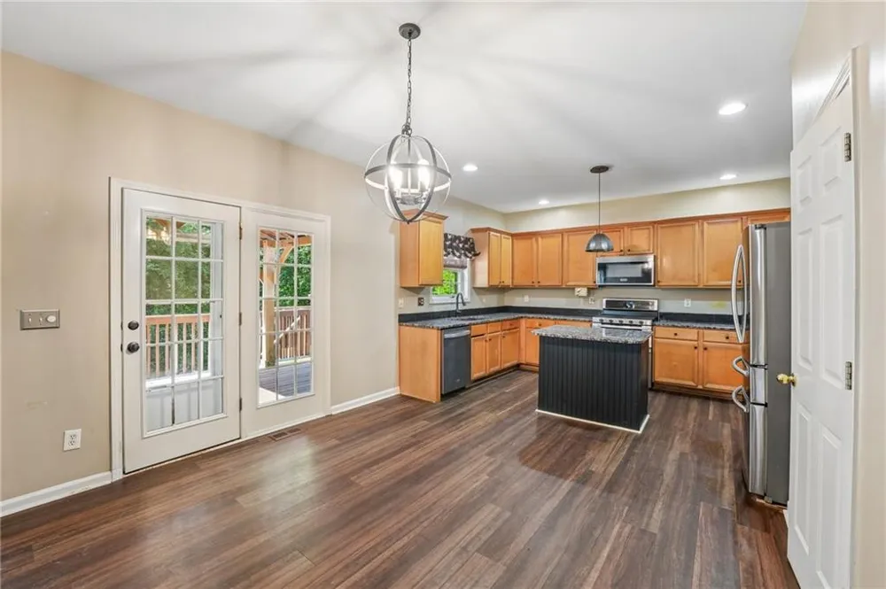 313 Windsong Way Woodstock, GA 30188