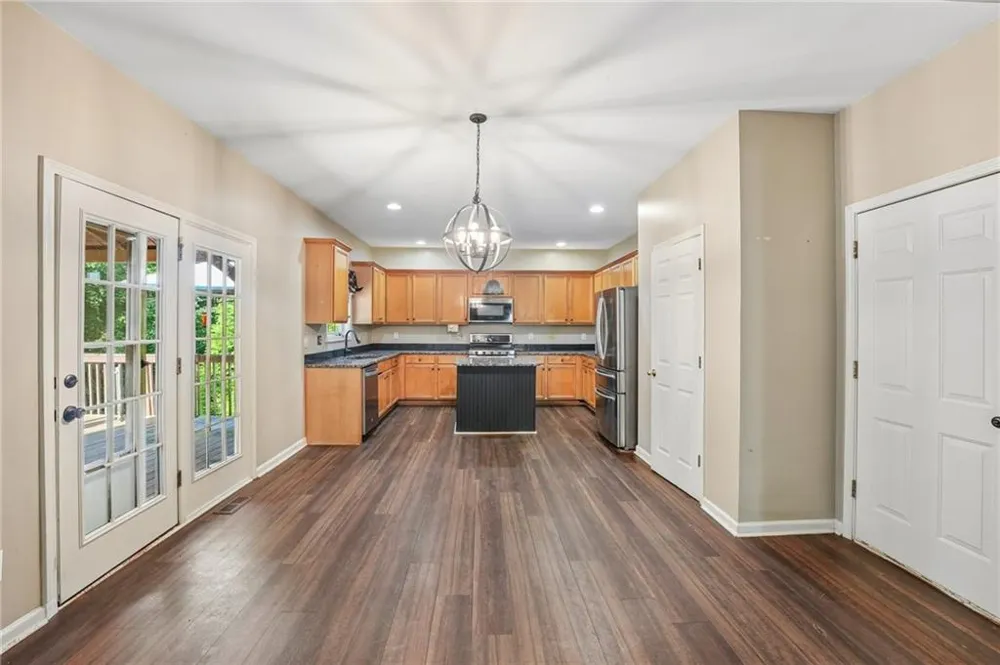 313 Windsong Way Woodstock, GA 30188