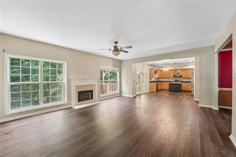 313 Windsong Way Woodstock, GA 30188
