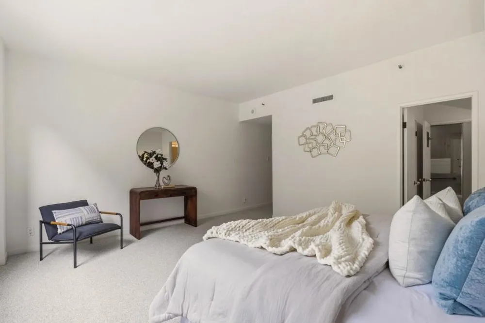 101 Lombard Street #201E San Francisco, CA 94111