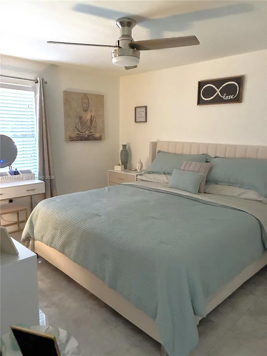 15591 SW 105th Ter #518 Miami, FL 33196