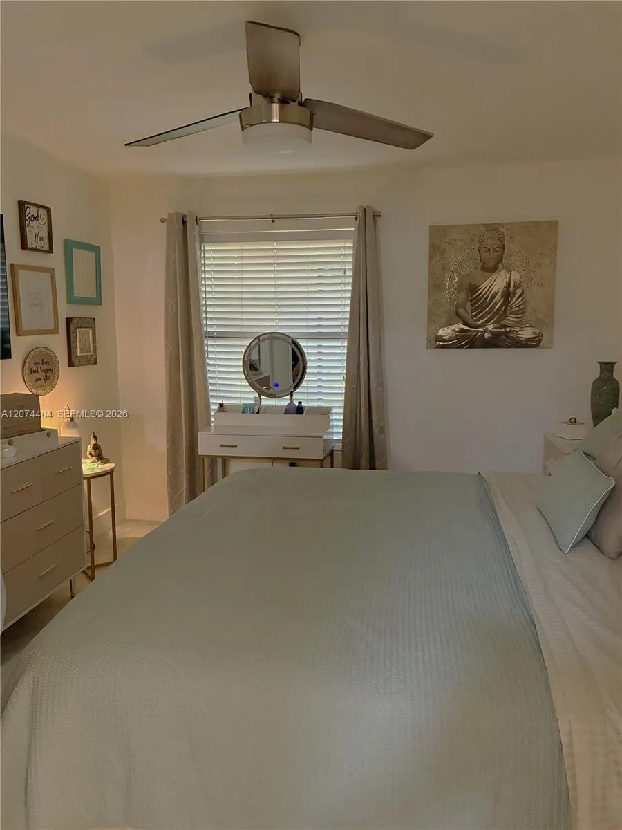 15591 SW 105th Ter #518 Miami, FL 33196