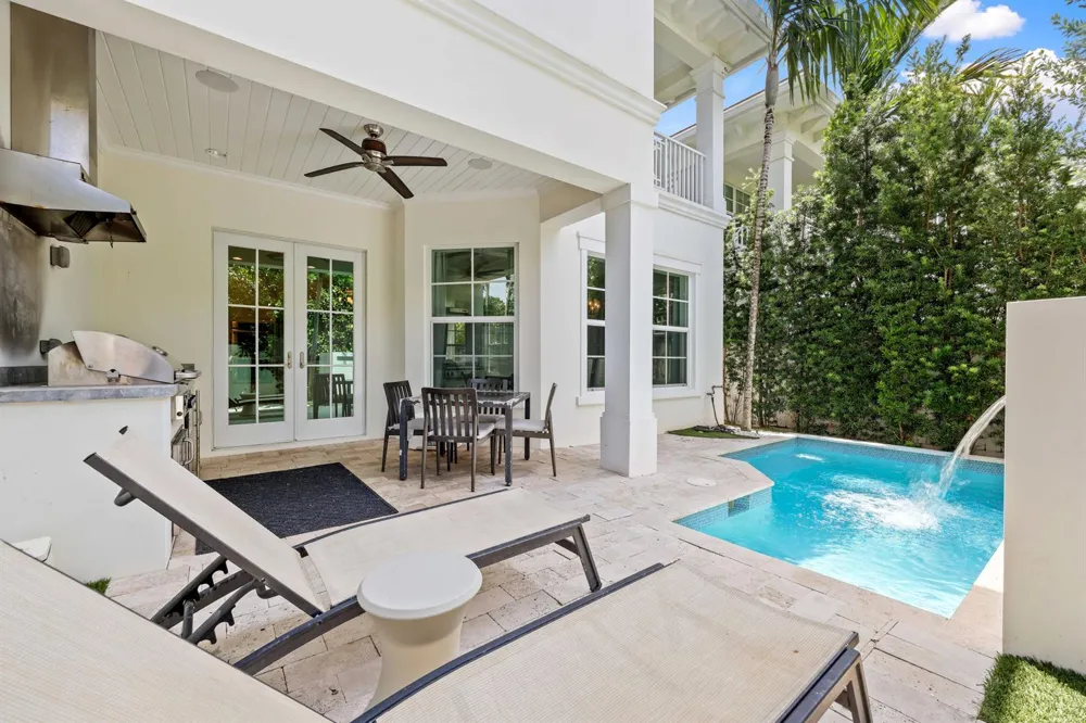 957 Sweetwater Lane Boca Raton, FL 33431