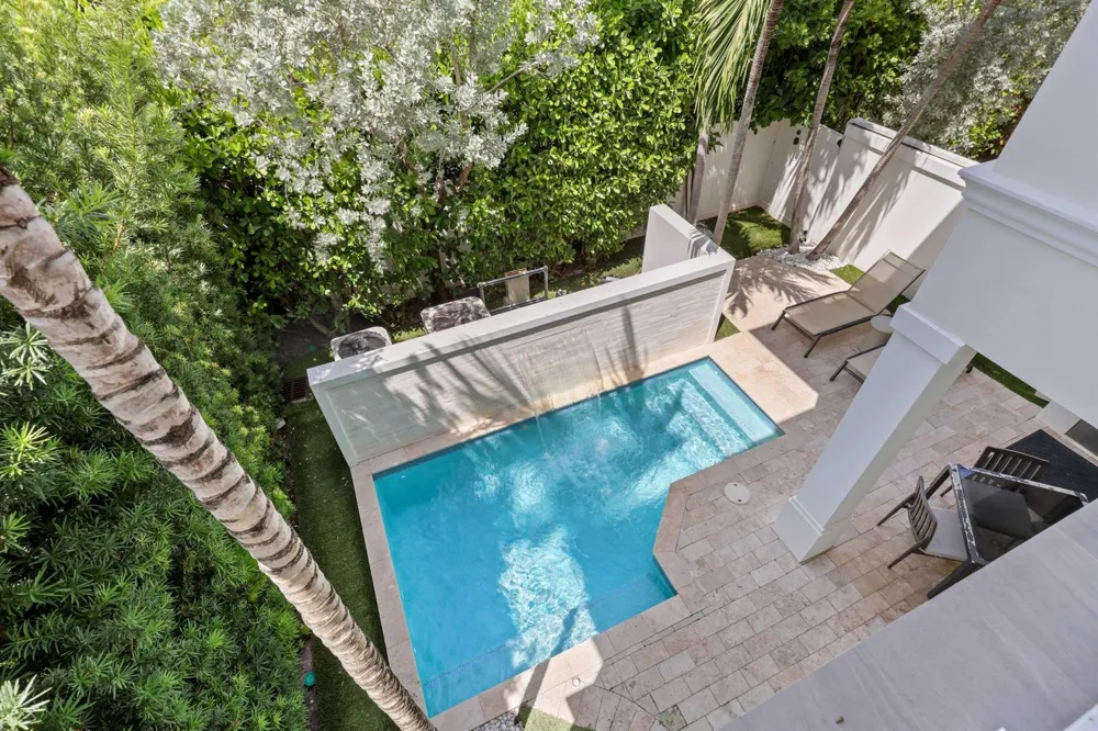957 Sweetwater Lane Boca Raton, FL 33431