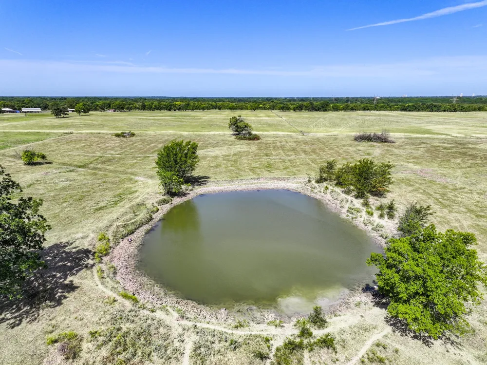 229 County Road 4733 Cumby, TX 75433