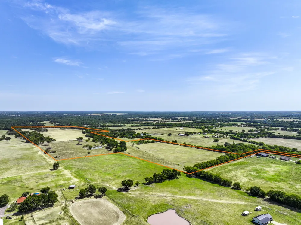 229 County Road 4733 Cumby, TX 75433