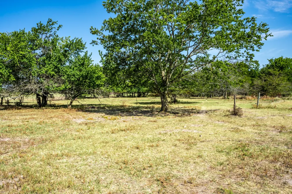 229 County Road 4733 Cumby, TX 75433