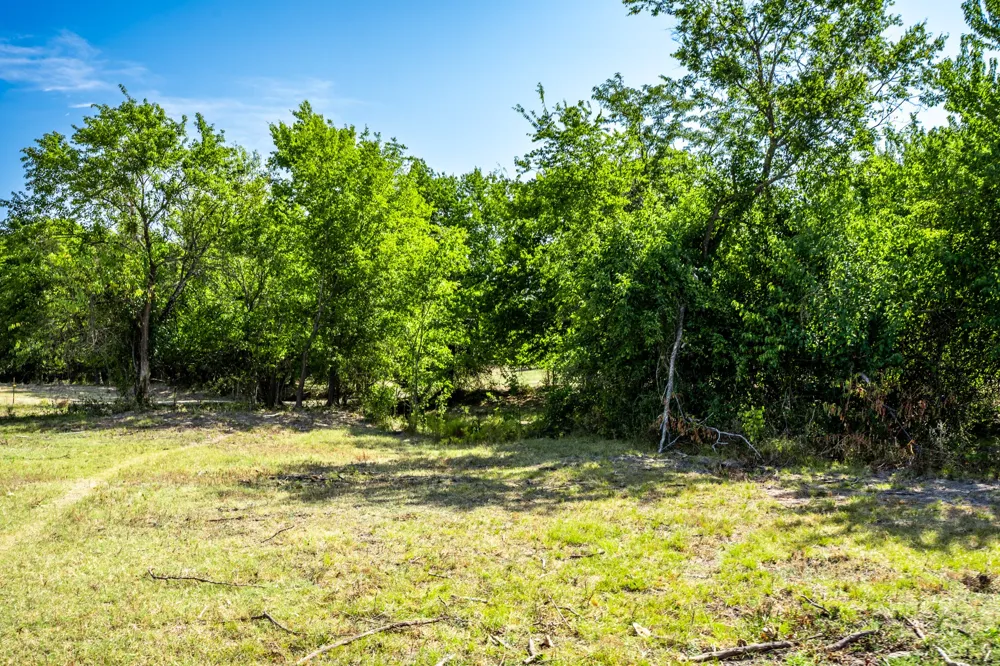 229 County Road 4733 Cumby, TX 75433