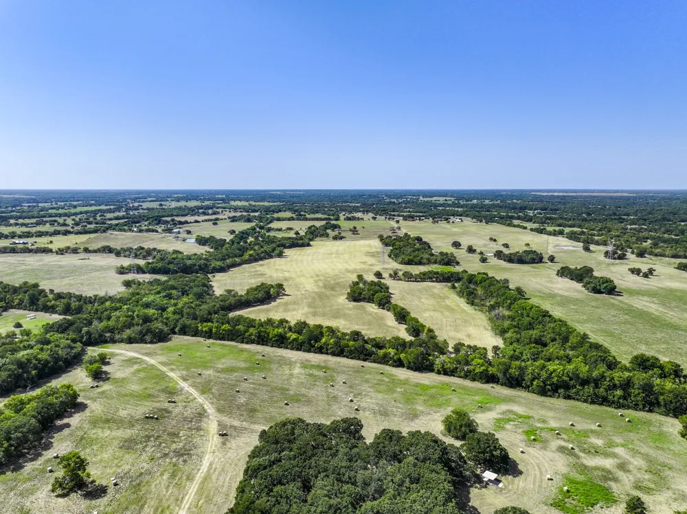 229 County Road 4733 Cumby, TX 75433