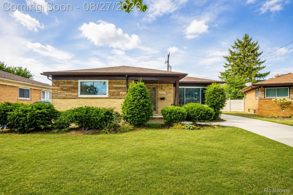 15210 Oakwood Drive Oak Park City, MI 48237
