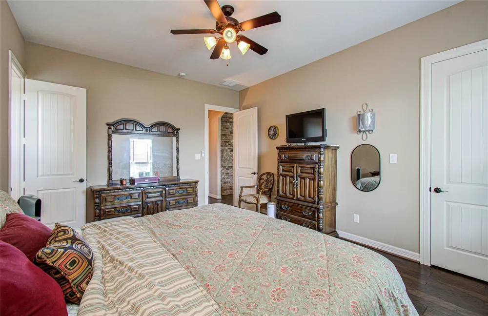 314 Martin Luther King Street S Ames, TX 77575