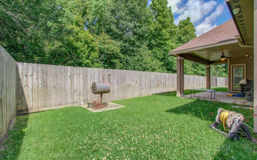 314 Martin Luther King Street S Ames, TX 77575