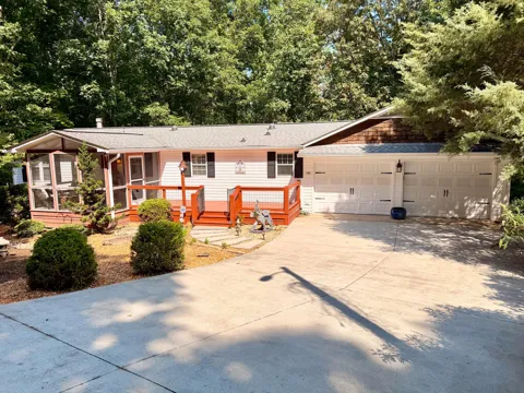 206 Bass Ridge Drive
