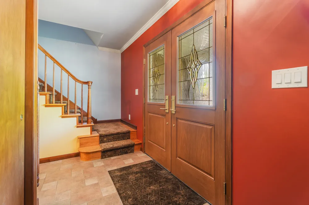 203 Mayfield Avenue Valparaiso, IN 46383