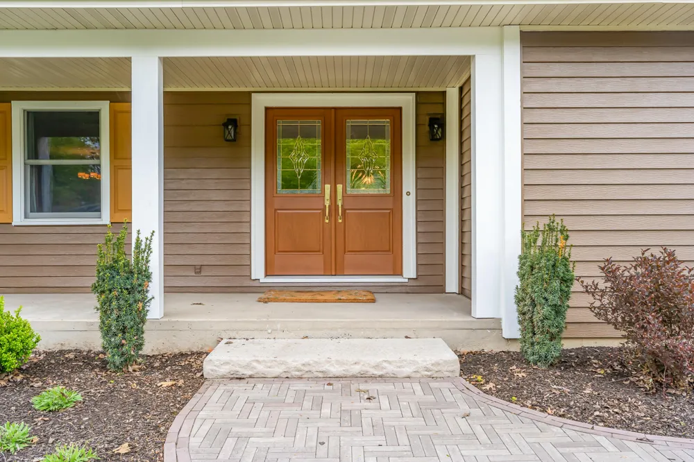 203 Mayfield Avenue Valparaiso, IN 46383