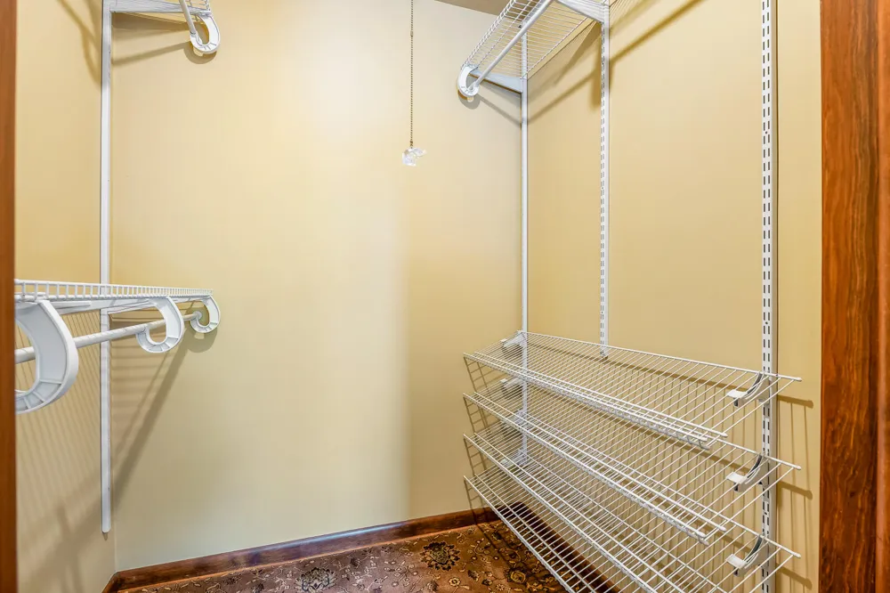 203 Mayfield Avenue Valparaiso, IN 46383