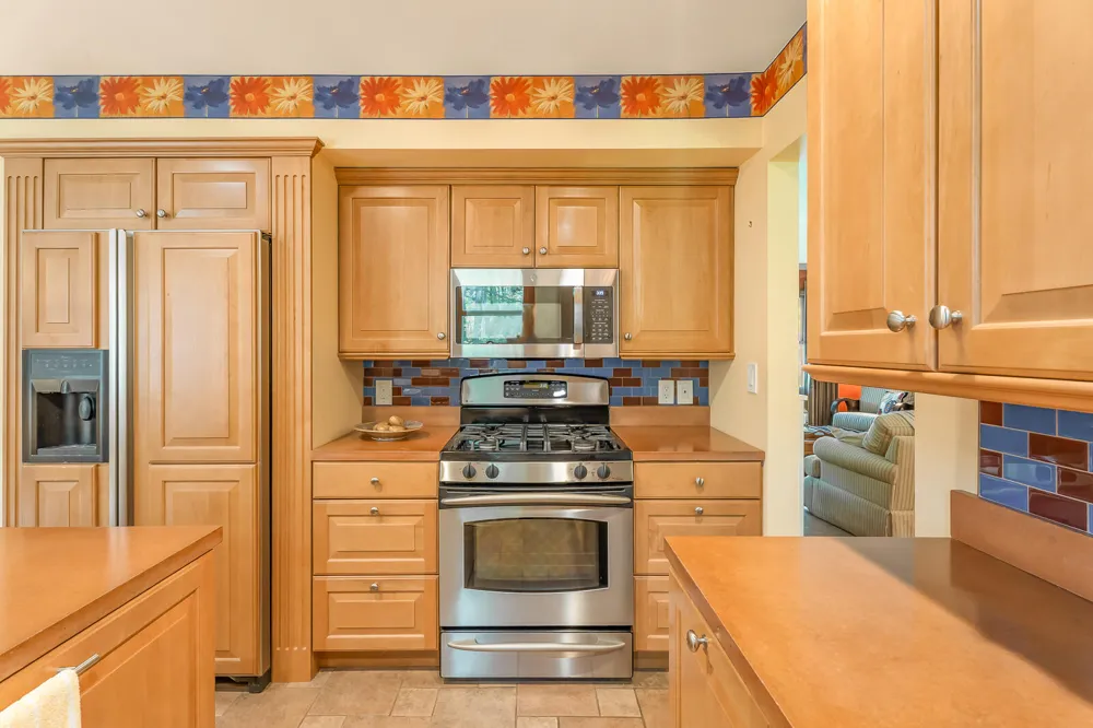 203 Mayfield Avenue Valparaiso, IN 46383